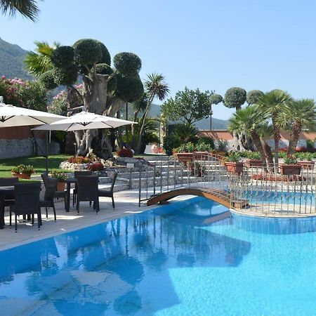 Villa Dei Fiori Montoro Inferiore Екстериор снимка